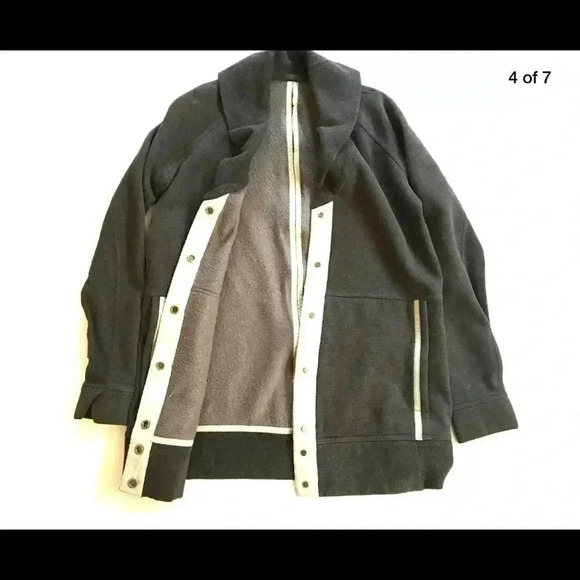 Lululemon Jacket  - Picture 5 of 6